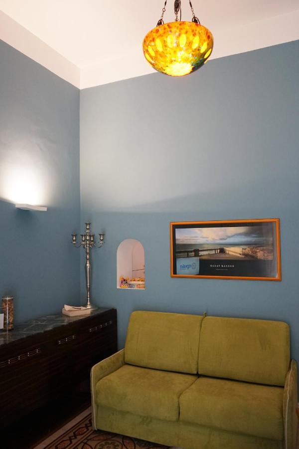 Appartamento Di Fronte Al Mare By Apulia Accommodation Bari Exterior foto